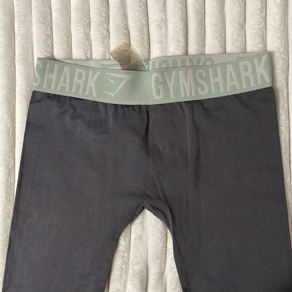 Gymshark Cropped Legging | Size Small - Picture 2 of 10